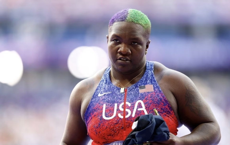 cJ, 佩戴全黑的, AA cJ, 佩戴全黑的, AA