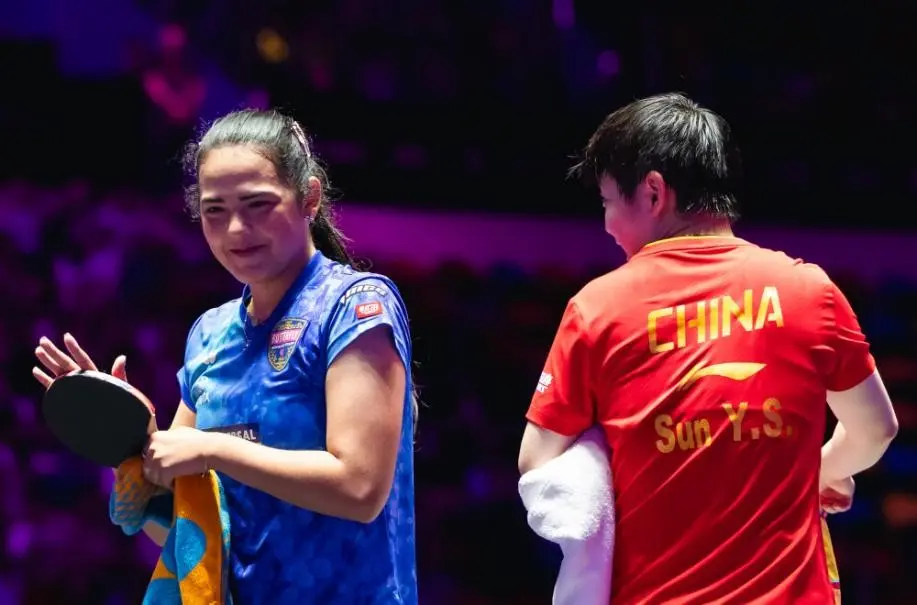 周新版世界, 阿德里安娜, MDpI 周新版世界, 阿德里安娜, MDpI